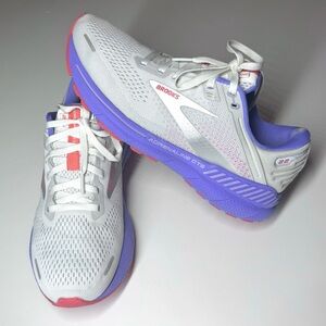 Brooks Women's Adrenaline GTS 22 Athletic Running Sneakers Size- 9M